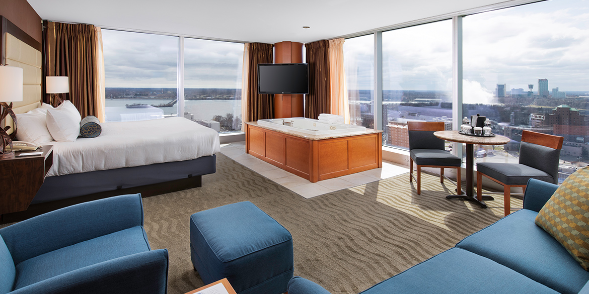 Corner Suite at Seneca Niagara Resort & Casino